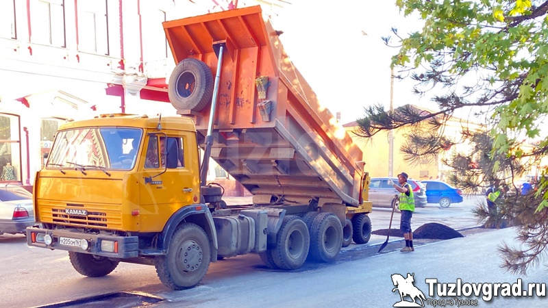 В Новочеркасске добавят 2 миллиона рублей на ямочный ремонт дорог