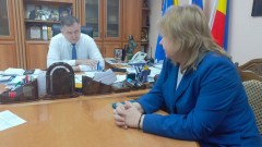 На совещании у главы администрации Новочеркасска обсуждался вопрос ликвидации ям и разрытий, оставшихся после ремонта сетей водоснабжения
