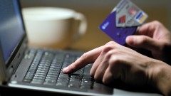 Жительница Новочеркасска лишилась 47 000 рублей, пытаясь получить фальшивую социальную выплату