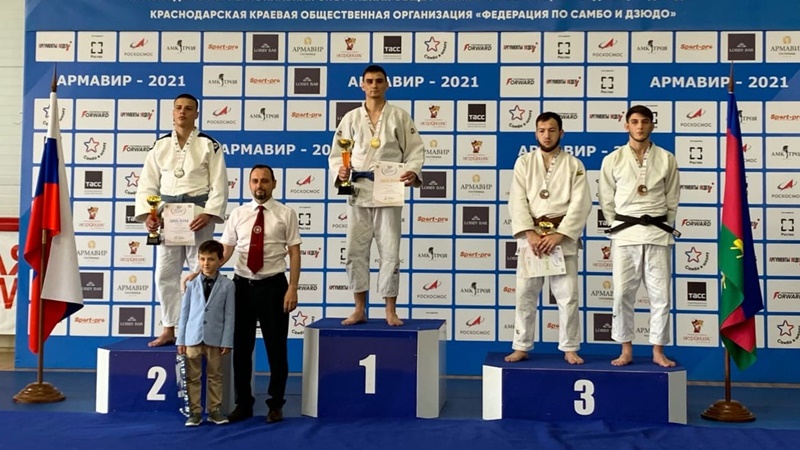 Дзюдоист из Новочеркасска выиграл окружной этап летней Спартакиады молодежи