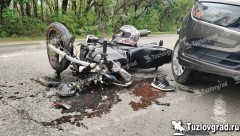 На трассе Новочеркасск – Багаевская в страшном ДТП пострадал мотоциклист, видео