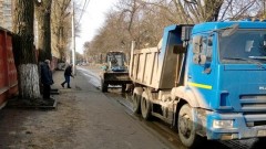 Глава администрации Новочеркасска распорядился убрать город от грязи и мусора до майских праздников