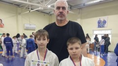 Юные новочеркасские дзюдоисты успешно выступили на соревнованиях в Аксае
