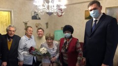 Ветерану ВОВ из Новочеркасска Надежде Ковалевой исполнилось 94 года