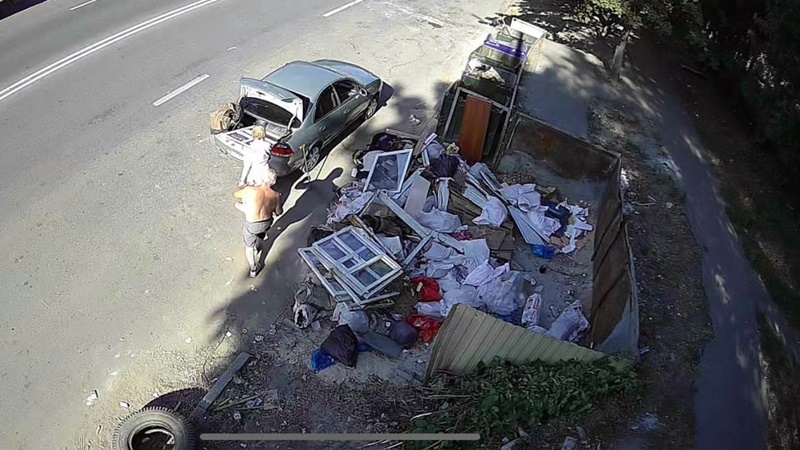 В Новочеркасске стали активнее штрафовать горожан, выбрасывающих мусор не по правилам