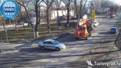 Момент ДТП с автокраном на выезде из Новочеркасска попал на видео