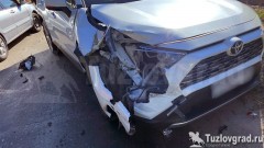 В Новочеркасске водитель отвлеклась за рулем и попала в больницу, видео
