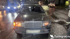 В Новочеркасске девушка попала под машину на пешеходном переходе