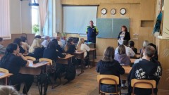 Сотрудники ГАИ Новочеркасска присоединились к профилактическим беседам со школьниками и студентами