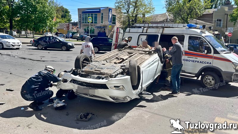 В Новочеркасске в ДТП пострадал водитель иномарки, видео