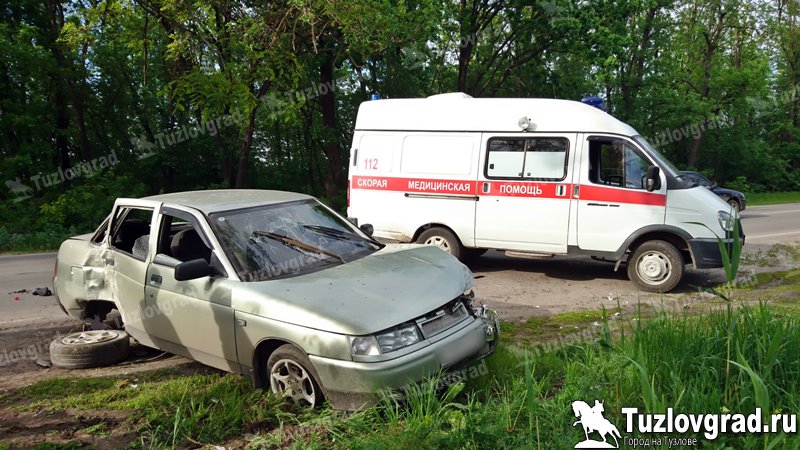 На трассе Новочеркасск – Донской в серьезном ДТП травмы получили два человека
