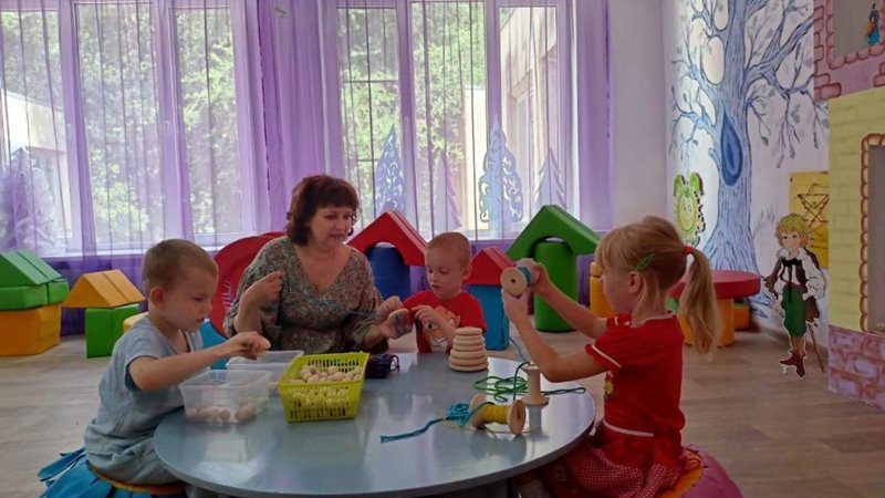 Премии губернатора Ростовской области получили три педагога из детсадов Новочеркасска