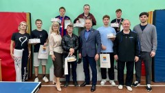 Депутат областного Заксобрания Борис Гуркин организовал турнир по настольному теннису для людей с ограниченными возможностями здоровья