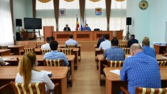 Торговые точки Новочеркасска попросили соблюдать масочный режим и социальное дистанцирование