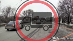 В Новочеркасске на спуске Герцена установили дорожные знаки, ограничивающие проезд большегрузов