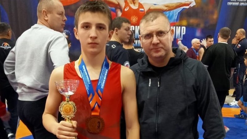 Спортсмен из Новочеркасска взял «бронзу» на соревнованиях по греко-римской борьбе