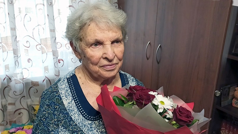 Ветерану ВОВ из Новочеркасска Галине Роговой исполнилось 96 лет