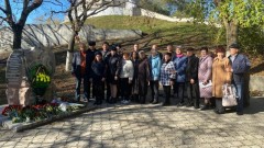 В Новочеркасске полицейские почтили память сотрудников органов внутренних дел, погибших при выполнении служебных обязанностей