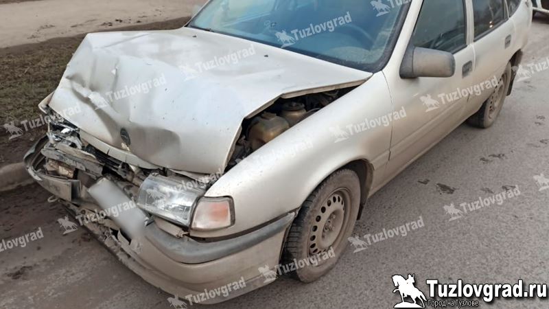 Пассажирка машины получила травмы в лобовом ДТП в Новочеркасске