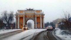 В Новочеркасске очисткой дорог и тротуаров от снега и льда занимаются 26 спецмашин