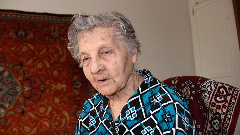 Ветерану ВОВ из Новочеркасска Лидии Черненко исполнилось 95 лет