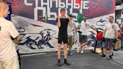 Новочеркасский школьник стал победителем соревнований по пауэрлифтингу в Таганроге 