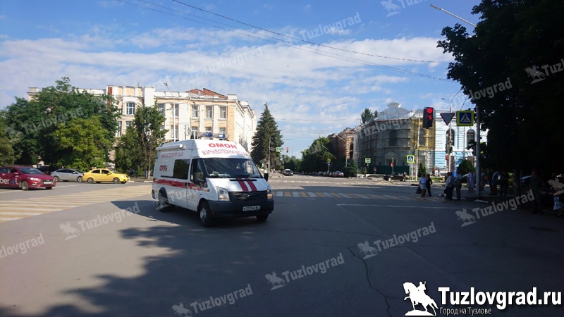 В Новочеркасске на крыльце воинской части нашли муляж взрывного устройства