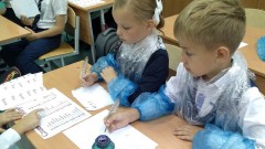 Для учеников новочеркасской 14-й школы провели урок славянской письменности
