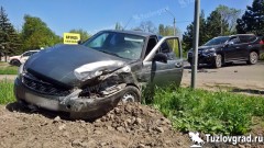 В Новочеркасске в ДТП на перекрестке травмы получила пассажирка машины