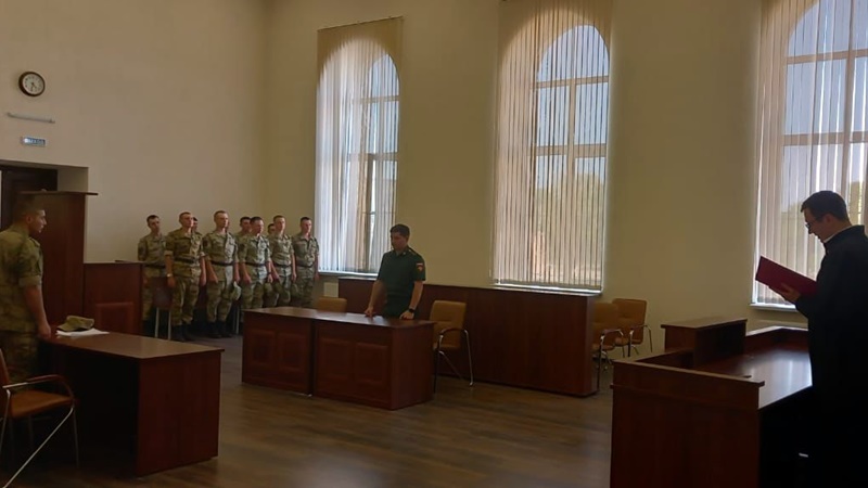 В Новочеркасске шесть военнослужащих получили штрафы за взятку командиру