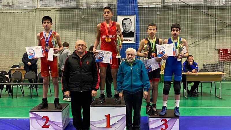 Новочеркасский борец стал призером турнира в Волгограде