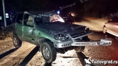 В Новочеркасске «Нива» перевернулась после столкновения с другой машиной