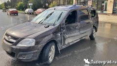 В Новочеркасске водитель легковушки попал в больницу, пытаясь проскочить перед фурой, видео