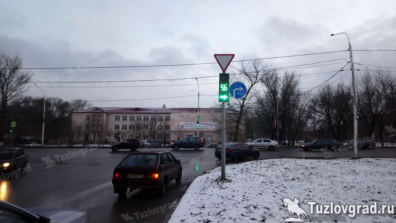 В Новочеркасске обслуживать светофоры в 2021 году будет местная фирма