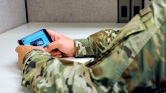 В Новочеркасске два военнослужащих по призыву отправились на гауптвахту за смартфон в воинской части