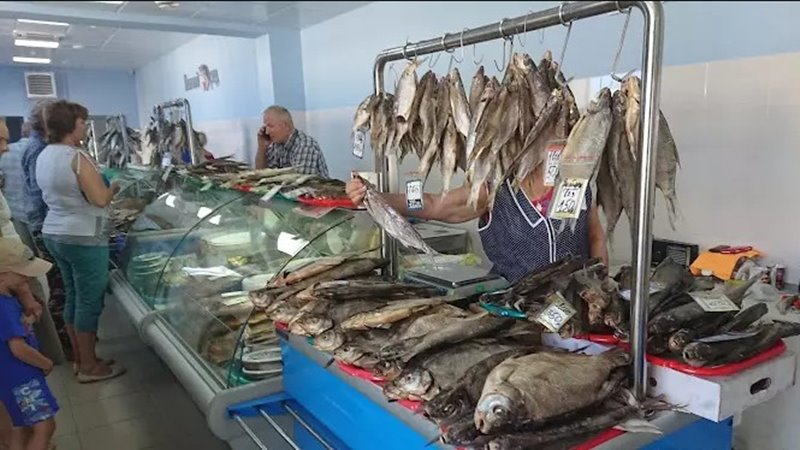В Новочеркасске полицейские провели рейды по выявлению фактов незаконной торговли рыбой