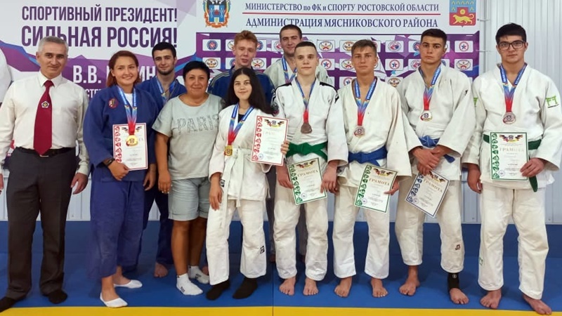 Новочеркасские спортсмены выиграли областное юношеское первенство по дзюдо