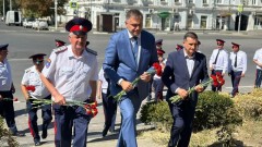 В Новочеркасске казаки почтили память Матвея Платова и Якова Бакланова
