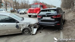 В Новочеркасске в двойном ДТП пострадала пассажирка такси