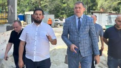 Юрий Лысенко проинспектировал стройку нового детского сада в микрорайоне  Хотунок в Новочеркасске
