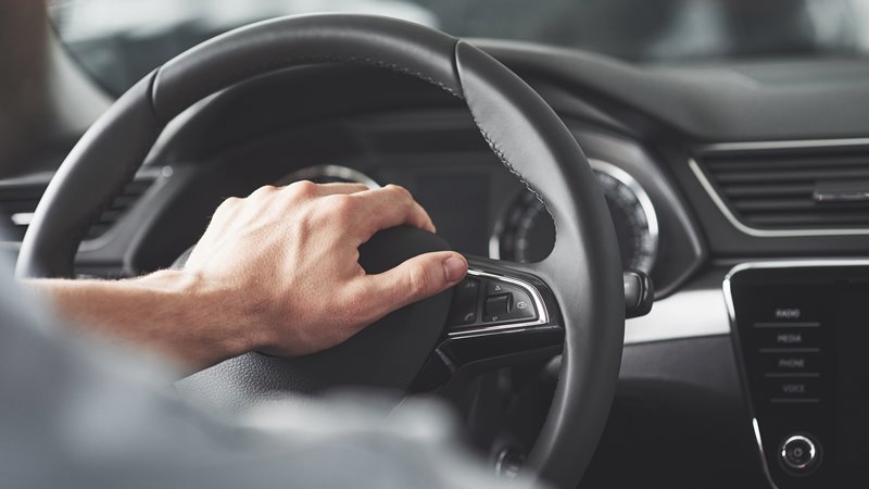 В Новочеркасске 47-летний мужчина угнал автомобиль своей коллеги