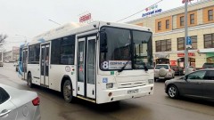 В Новочеркасске 12 низкопольных автобусов начали перевозить пассажиров