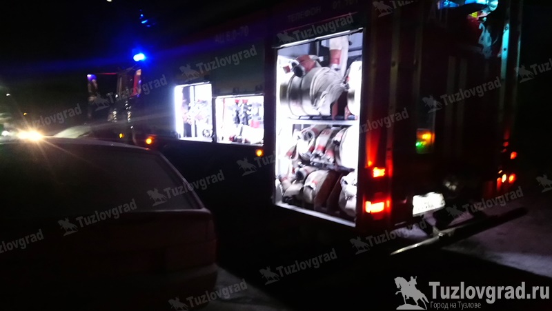 В Новочеркасске в садоводческом товариществе горел недостроенный дом