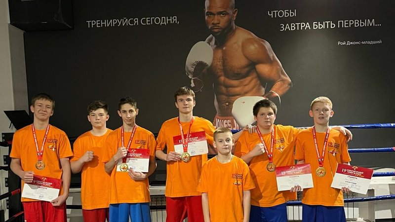 Новочеркасские боксеры успешно выступили на турнире в Норильске