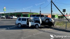 В Новочеркасске водитель проехал на красный, один человек пострадал, видео