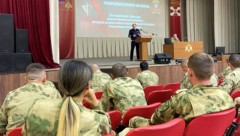 Под Новочеркасском с военнослужащими провели профилактическую беседу о ДТП