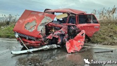 На трассе Новочеркасск – Донской водитель заснул за рулем и столкнулся со встречным автомобилем