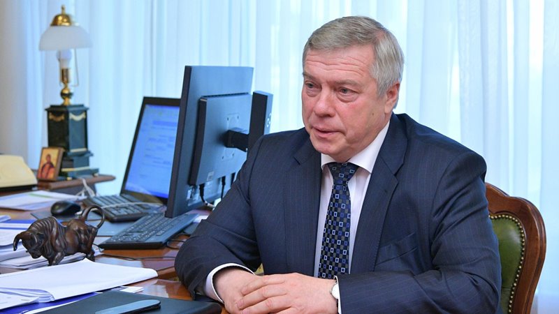 Два преподавателя из Новочеркасска удостоены звания «Лучший работник образования Дона»