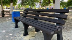 В Новочеркасске на улице Московской устанавливать новые скамейки и урны будет местный предприниматель