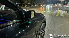 В Новочеркасске мотоциклист врезался в стоящую на светофоре машину и уехал в больницу на скорой